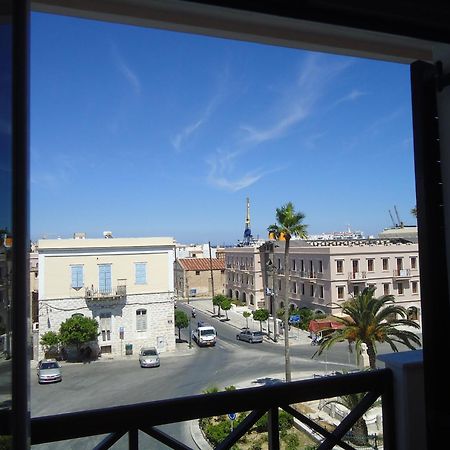 Archontissa Hotel Ermoupoli Buitenkant foto